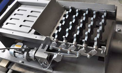 Entaschung und Brennerreinigung durch einen Drehkammrost Kammrost geschlossen